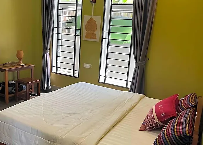 Hotel Kalinga Art Guesthouosee 3*