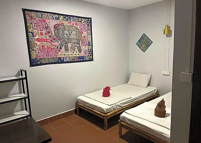 Hotel Kalinga Art Guesthouosee 3*