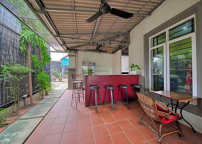 Hotel Kalinga Art Guesthouosee 3*